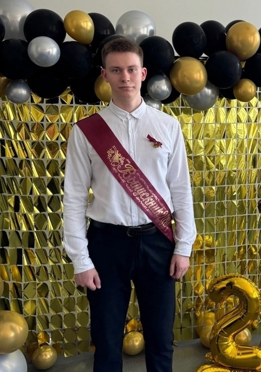 Суворов Андрей.